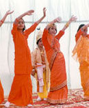 Maharishi Vidya Mandir girls perform traditional dances